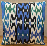 white-Ikat Pillow ( 50 x 50 cm ) 