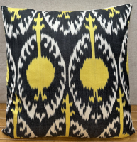 white-Ikat Pillow ( 50 x 50 cm ) 