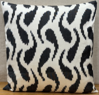 white-Ikat Pillow ( 50 x 50 cm ) 