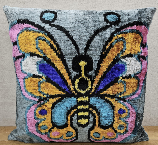 Velvet Pillow ( 50 x 50 cm )