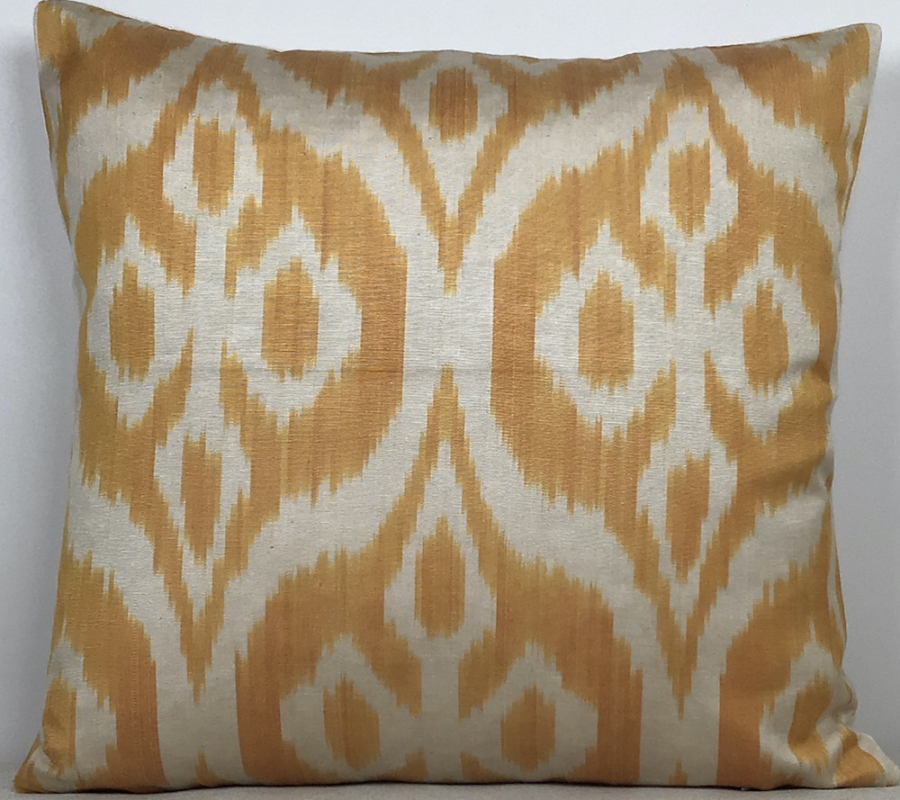 Ikat Pillow ( 40 x 40 cm )