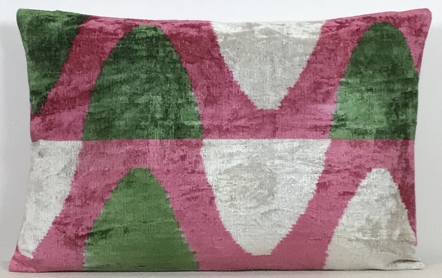 Velvet Pillow ( 40 x 60 cm )