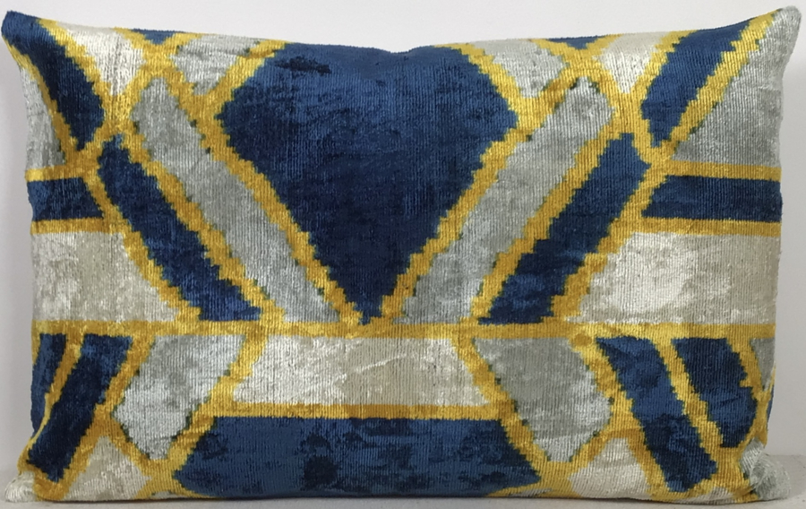 Velvet Pillow ( 40 x 60 cm )