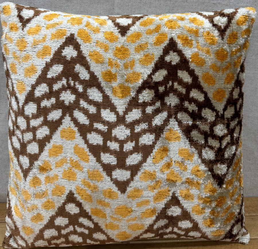 Velvet Pillow ( 40 x 40 cm )