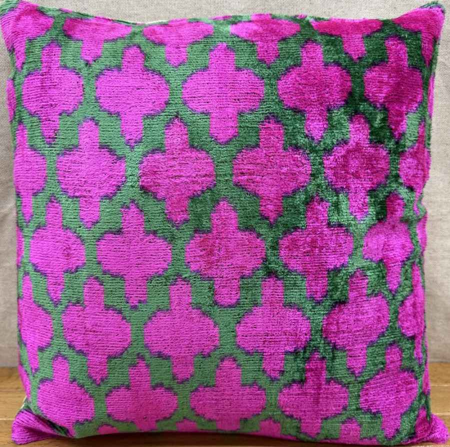 Velvet Pillow ( 40 x 40 cm )